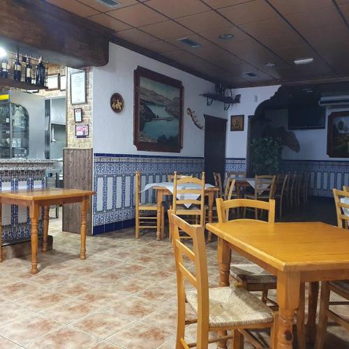 Restaurace, Hostal Los Amigos in La Roda