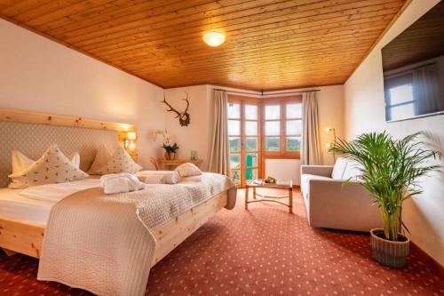 Double Room with Lake View