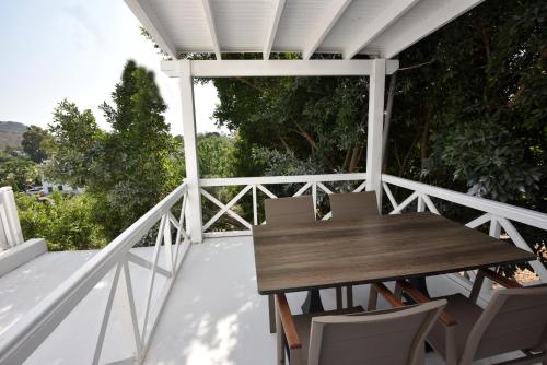 Benjamin Otel Gumusluk in Karakaya