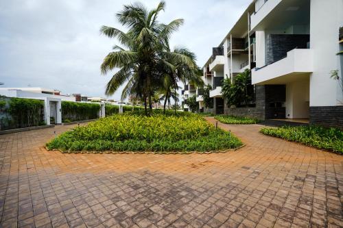 St Jacinto Island Villa By JadeCaps- Bay View and Infinity Pool Near Goa Airport