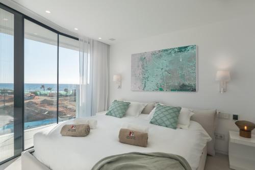 Infinity 1-1 LUXE PARTIAL SEA VIEW 3B gîte à louer Palm-Mar