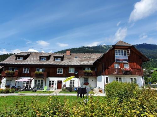  Haus Kampl - Appartement Grundlsee, Pension in Bad Mitterndorf