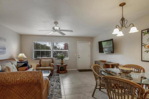 Sanibel Arms C2 - image 5