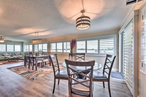Riverfront Home with Dock and Deck, Pets Welcome! in Jacksonville, USA