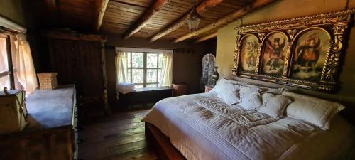 1 king bed, 3 double beds