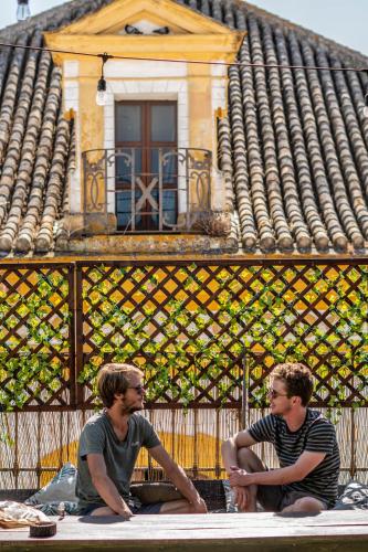 La Banda Rooftop Hostel - image 11