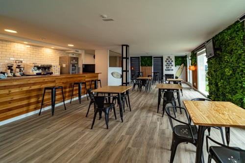 Krogs/atpūtas telpa, Alima Surf & Hotel in Bareyo