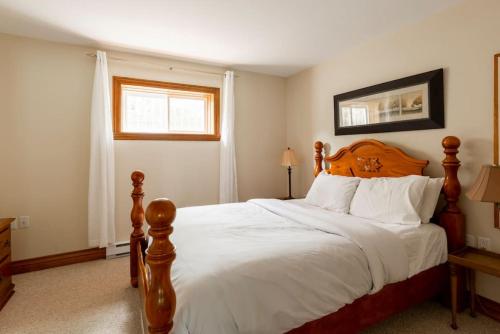 The Mont-Tremblant Hideaway by InstantSuites