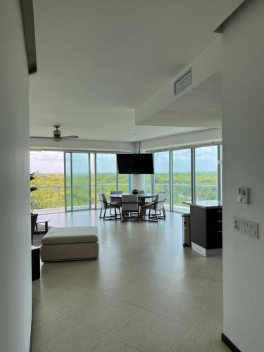 Beach, pool 3BR Apartment - 8 guests, Cancún (Foto 9)