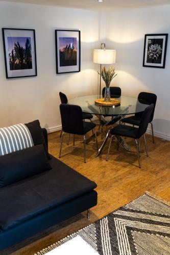 Picture of Bower Apartment