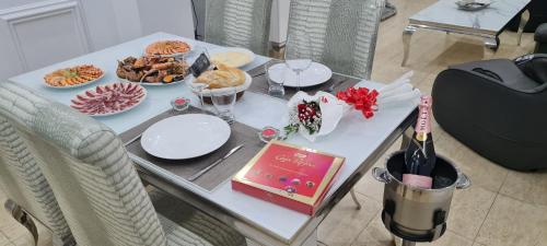 Comida y bebida, Oceanum Visum Spa Deluxe in Jerez de la Frontera Centro Ciudad