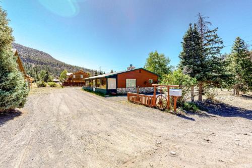 Columbine Cottage in South Fork, USA