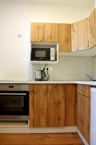 Kitchen, A12 Home Sarvar in Pentekfalu