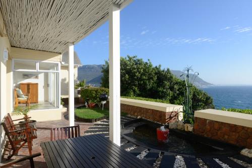 A Whale of a Time Room Type - Apartment with Sea View