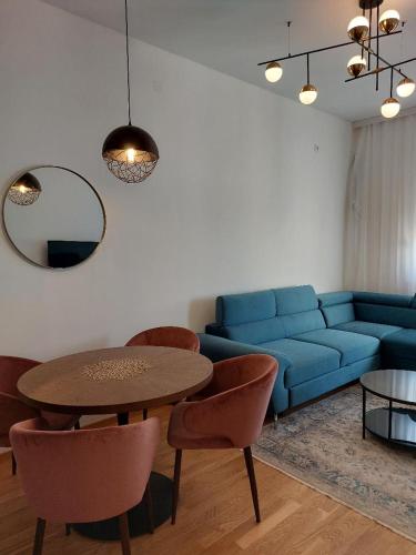 One-Bedroom Apartment image 10