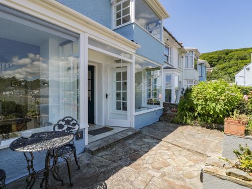 7 Ivy Terrace - main image