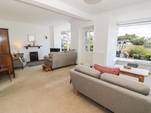 7 Ivy Terrace - image 14