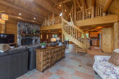 5000 Ponderosa Drive in Ridgway