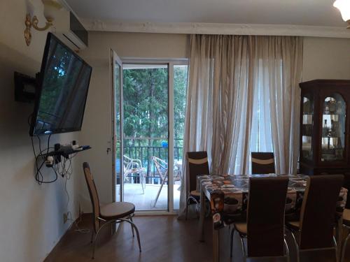 3 bedroom apartment in Ureki