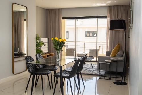 One Hyde Park - Sandton - image 3