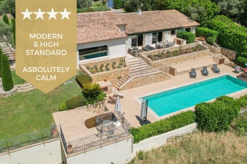 SERRENDY Villa de 270m2 au calme absolu avec piscine et grand jardin gîte à louer Magagnosc
