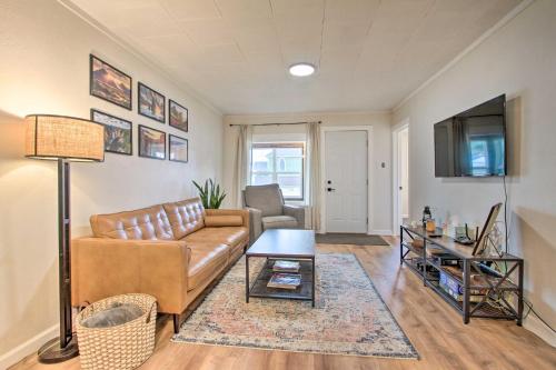 . Quaint Anaconda Home in the Heart of Town!