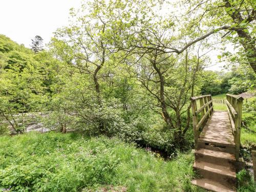 Shepherd's Cottage Middleton - image 12