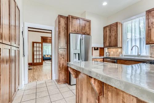 113 4th Ave in Longmont, USA