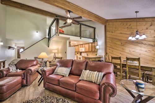 Pagosa Springs Townhome about 4 Miles to Hot Springs! in Pagosa Springs, USA
