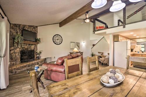 Pagosa Springs Townhome about 4 Miles to Hot Springs! in Pagosa Springs, USA