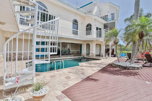 Champagne Dreams in Palm Harbor, USA