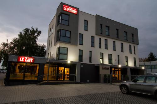 La Pension - Accommodation - Trnava