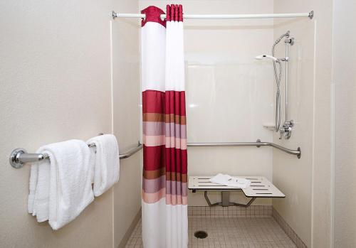 Red Roof Inn PLUS+ Washington DC Rockville in Rockville, USA