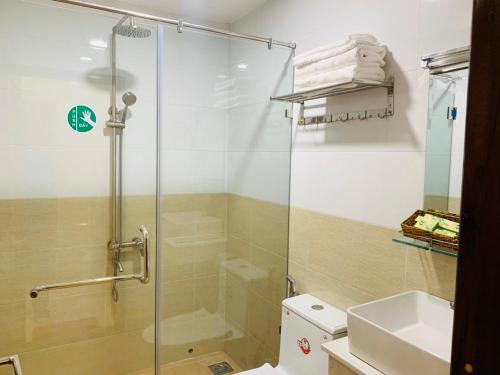 Luxury Quadruple Room image 1