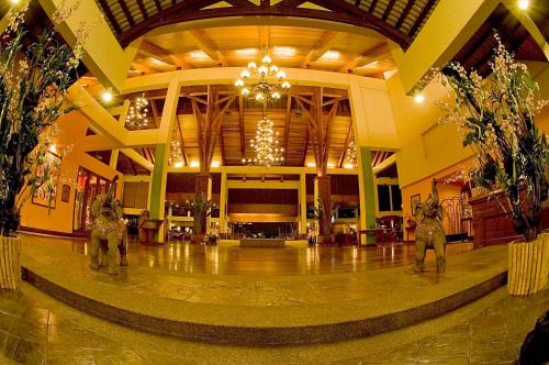 Lobby, Mines Beach Resort Hotel in Seri Kembangan / Balakong