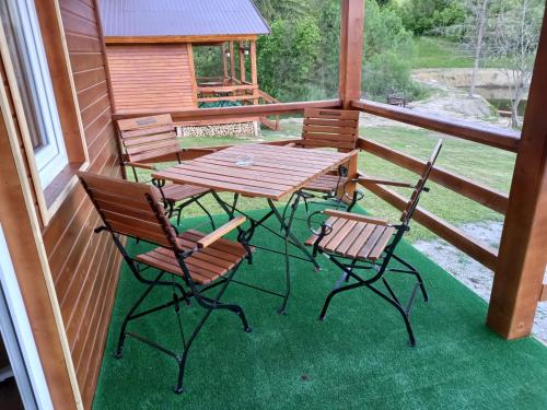 Cabane Areama Neagra in Marosfő