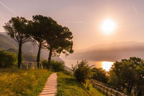 370185525 Boutique Hotel Villa Sostaga