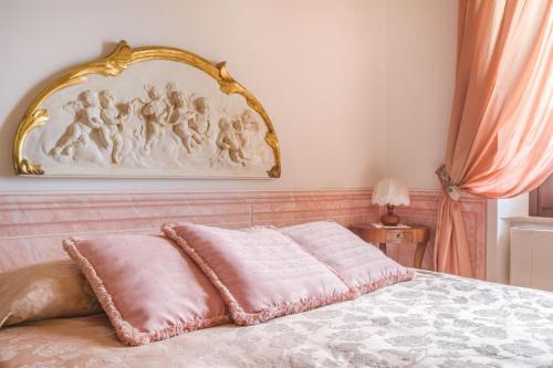 370202791 Boutique Hotel Villa Sostaga