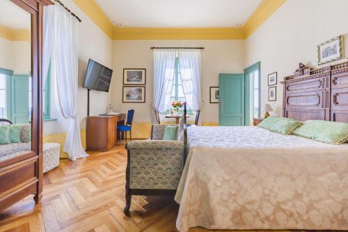 370204946 Boutique Hotel Villa Sostaga