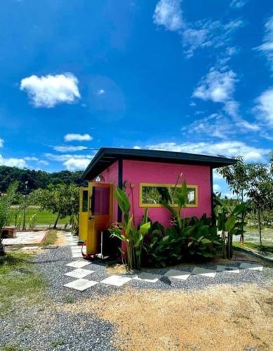 HOMESTAY KEBUN MANGGA HARUMANIS WAN PA (CHE LIAN) photo