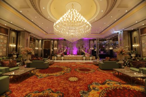 宴會廳, 什裡傑維拉斯飯店 (ShreeJee Vilas) in 穆爾特爾