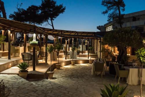 Restaurant, Azul Beach Resort Montenegro in Ulcinj