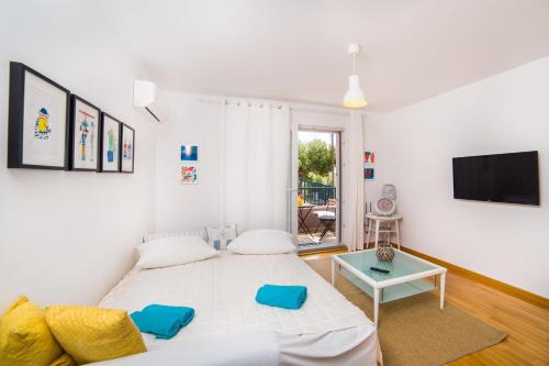 Studio Apartment Cosy & Artsy - image 7