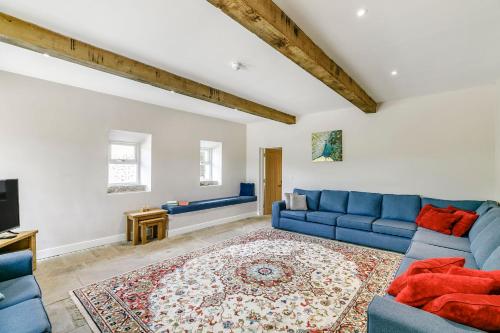 Top Barn - image 6