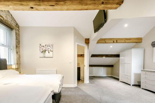 Top Barn - main image