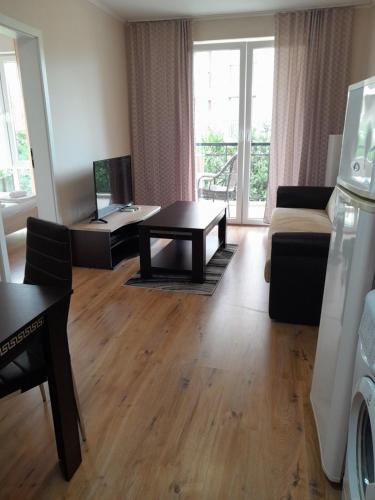 Apartment image 5