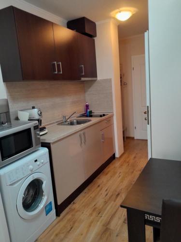 Apartment image 2