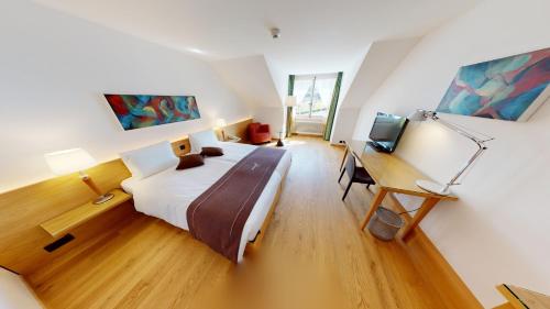 1 queen bed
