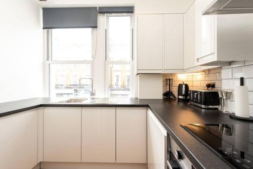 Beautiful Apartment by Hyde Park SS2, Londýn (fotografie 9)