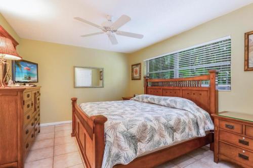 Sanibel Arms D2 - image 3